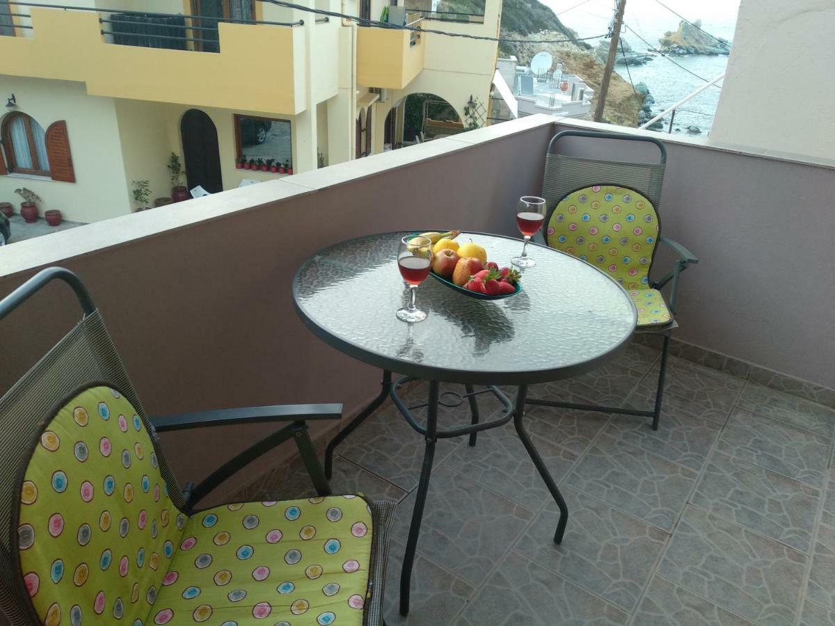 Mades Magic Place Agia Pelagia  Exterior photo